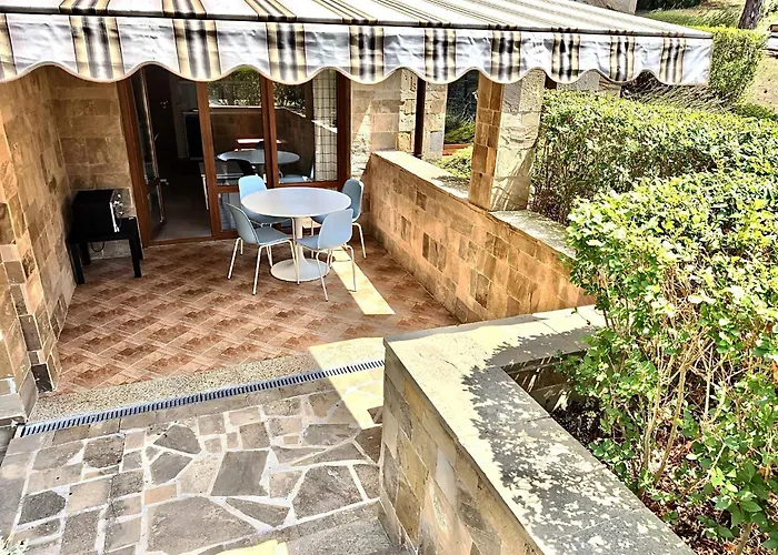 Cozy Ground-floor With Terrace Daire *